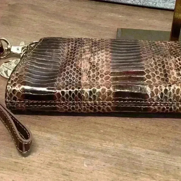 Charles David Leather Snakeskin Bronze Clutch Bag - Picture 10 of 16